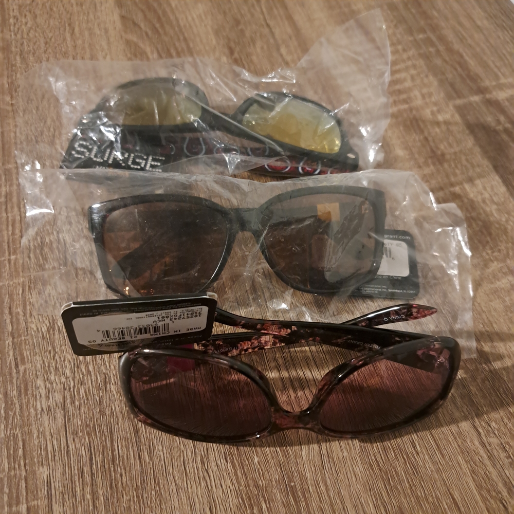 🌟3 For $12 🌟 Bundle of 3 Women's Sunglasses in Brown and Black Tones